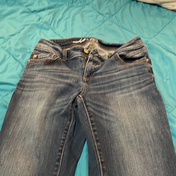 Jeans - Picture 2 of 3